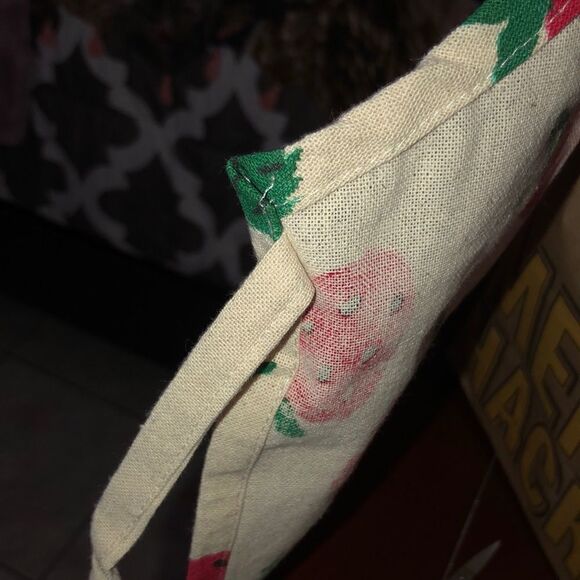 Mabelle Home Collection Strawberry Print Cotton Apron - Picture 4 of 8